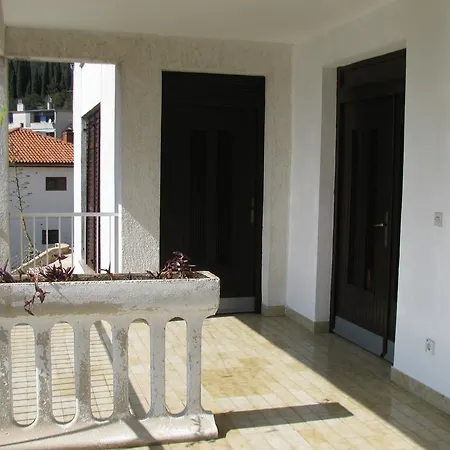 Apartman E And J Rabac